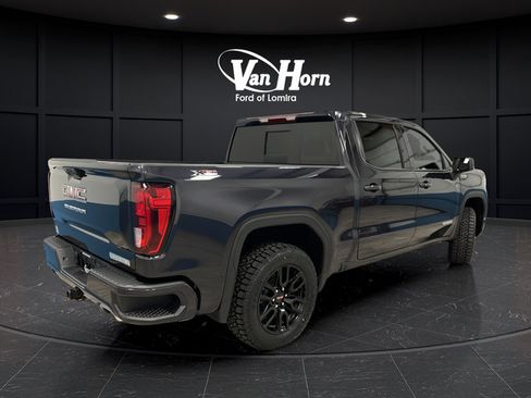 Used 2024 GMC Sierra 1500 Elevation w/ Preferred Package AWD/4WD image 7