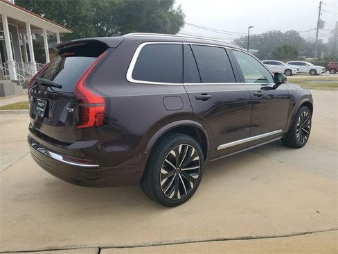Used 2025 Volvo XC90 T8 Ultra image 9