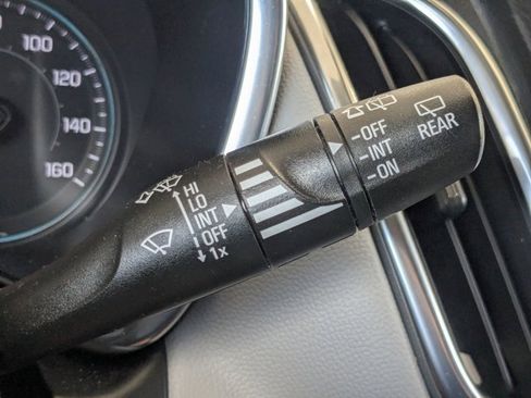 Used 2022 Chevrolet Equinox LT image 7