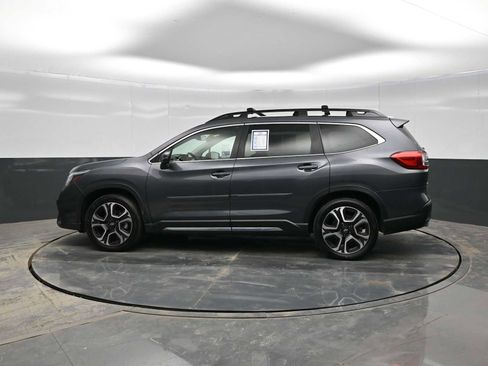 Used 2023 Subaru Ascent Limited image 5