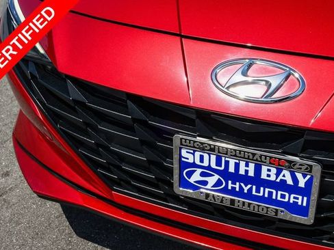 Certified 2022 Hyundai Elantra SEL FWD image 11