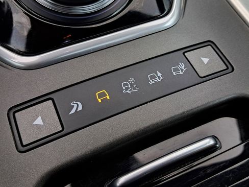 Used 2017 Land Rover Range Rover Evoque HSE Dynamic image 33