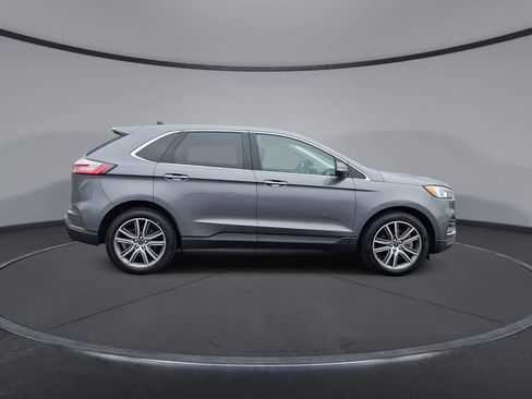 Used 2021 Ford Edge Titanium image 9