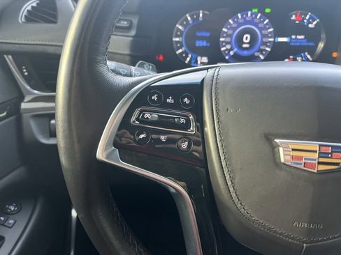 Used 2019 Cadillac Escalade Platinum image 17