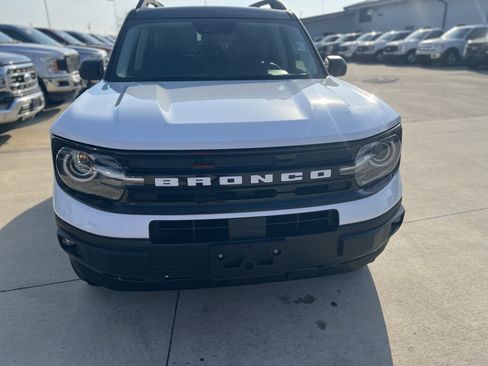 Used 2023 Ford Bronco Sport Outer Banks w/ Tech Package image 11