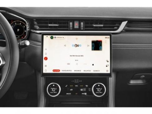 New 2026 Jaguar F-PACE R-Dynamic S image 12