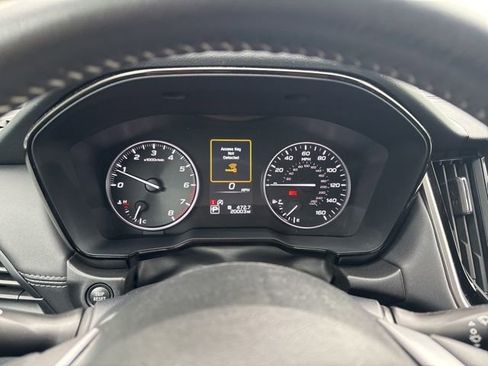Used 2025 Subaru Outback Premium AWD/4WD image 9
