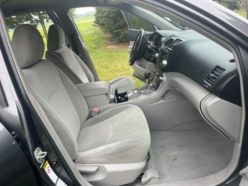 Used 2010 Toyota Highlander 4WD image 5