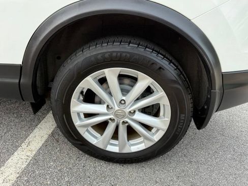 Used 2017 Nissan Rogue Sport S w/ S Appearance Package AWD/4WD image 26
