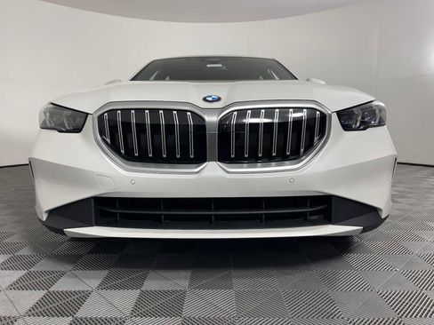 New 2026 BMW 530i w/ Premium Package image 5