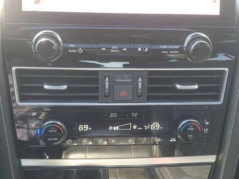 Used 2022 INFINITI QX80 Sensory w/ Cargo Package image 36