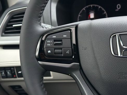 New 2026 Honda Odyssey EX-L image 24