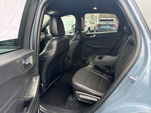 Used 2025 Ford Escape ST-Line Elite image 14
