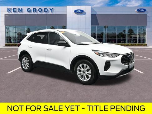 Certified 2023 Ford Escape Active FWD image 1