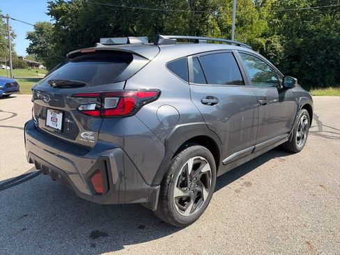 Used 2025 Subaru Crosstrek 2.5i Limited AWD/4WD image 7