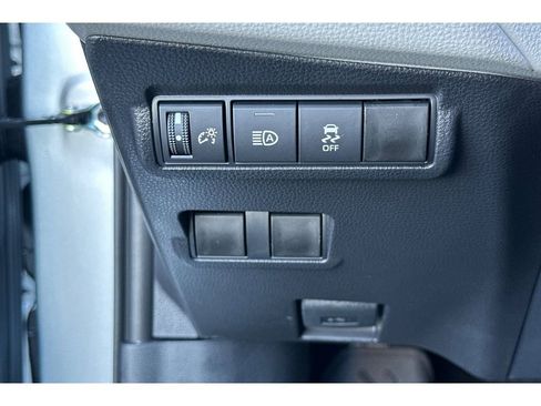 New 2026 Toyota Corolla Cross L image 29