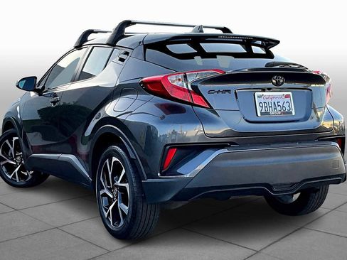 Used 2022 Toyota C-HR XLE image 11