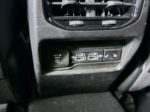 Used 2022 Jeep Grand Cherokee Limited 4xe image 30