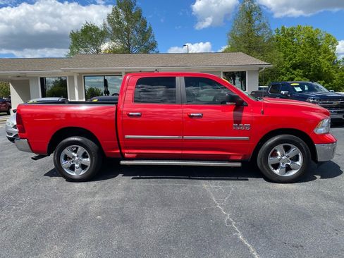 Used 2017 RAM 1500 Big Horn AWD/4WD image 7