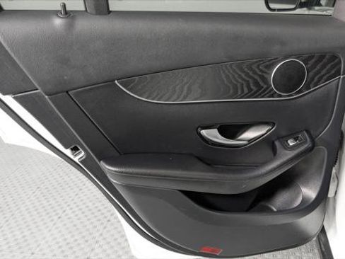 Used 2018 Mercedes-Benz GLC 300 image 14