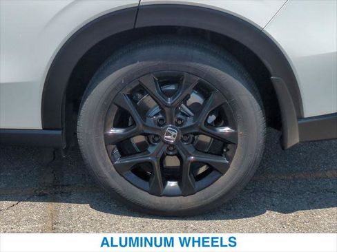 Certified 2024 Honda HR-V Sport image 11