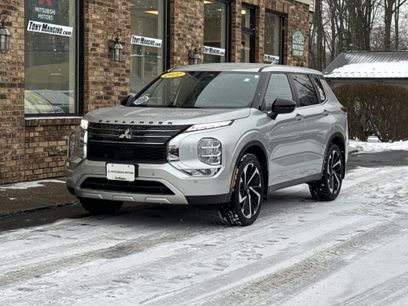 Used 2022 Mitsubishi Outlander SE