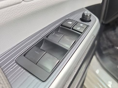 Certified 2025 Toyota Sienna XLE w/ XLE Plus Package AWD/4WD image 23