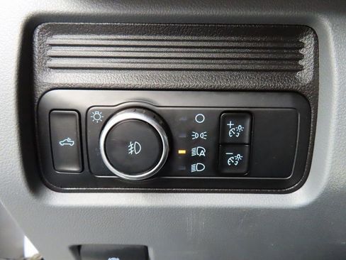 Used 2024 Ford F250 XLT image 48