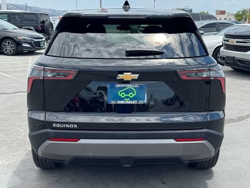 Used 2025 Chevrolet Equinox LT FWD image 4
