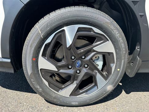 New 2025 Subaru Crosstrek 2.5i Limited image 7