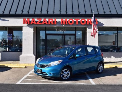 Used 2014 Nissan Versa Note SV w/ Sport Value Package image 2
