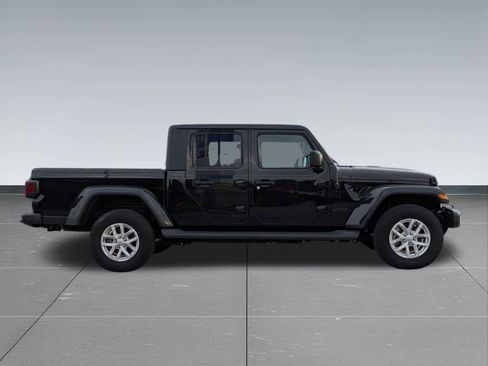 Certified 2023 Jeep Gladiator Sport image 7