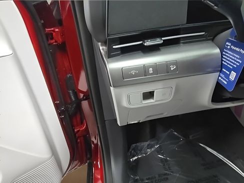 New 2026 Hyundai Kona SEL Premium AWD/4WD image 11