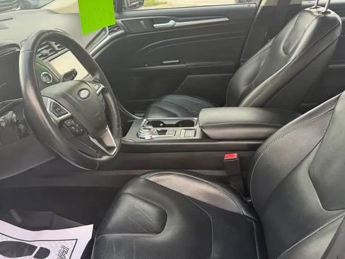 Used 2017 Ford Fusion Energi Titanium FWD image 12