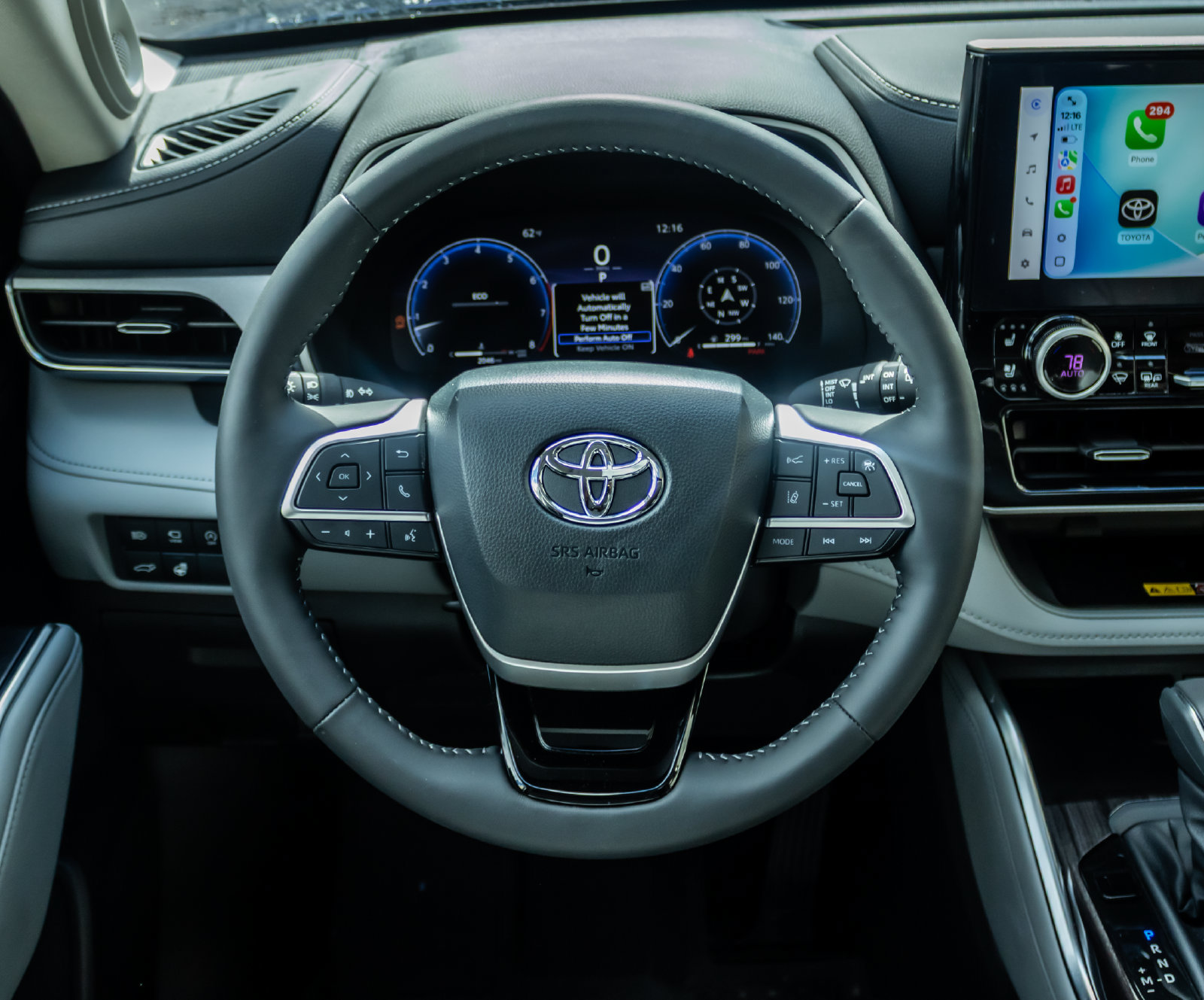 Used 2026 Toyota Highlander Limited AWD/4WD image 17