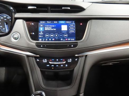 Used 2023 Cadillac XT5 Premium Luxury image 26