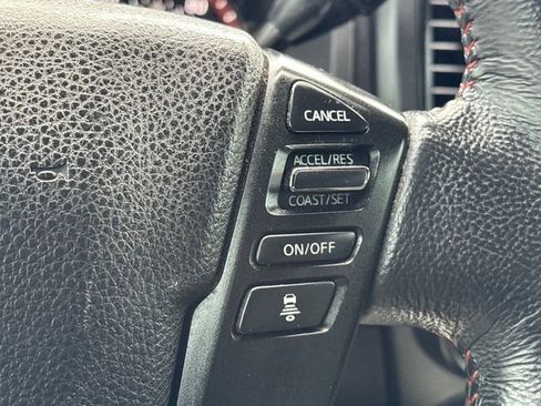 Used 2020 Nissan Titan PRO-4X image 21