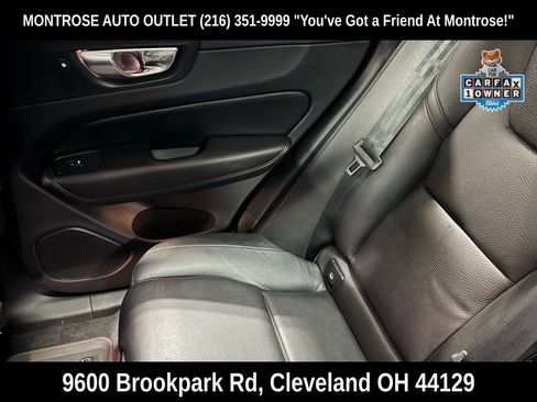 Used 2023 Volvo XC60 B5 Plus image 29