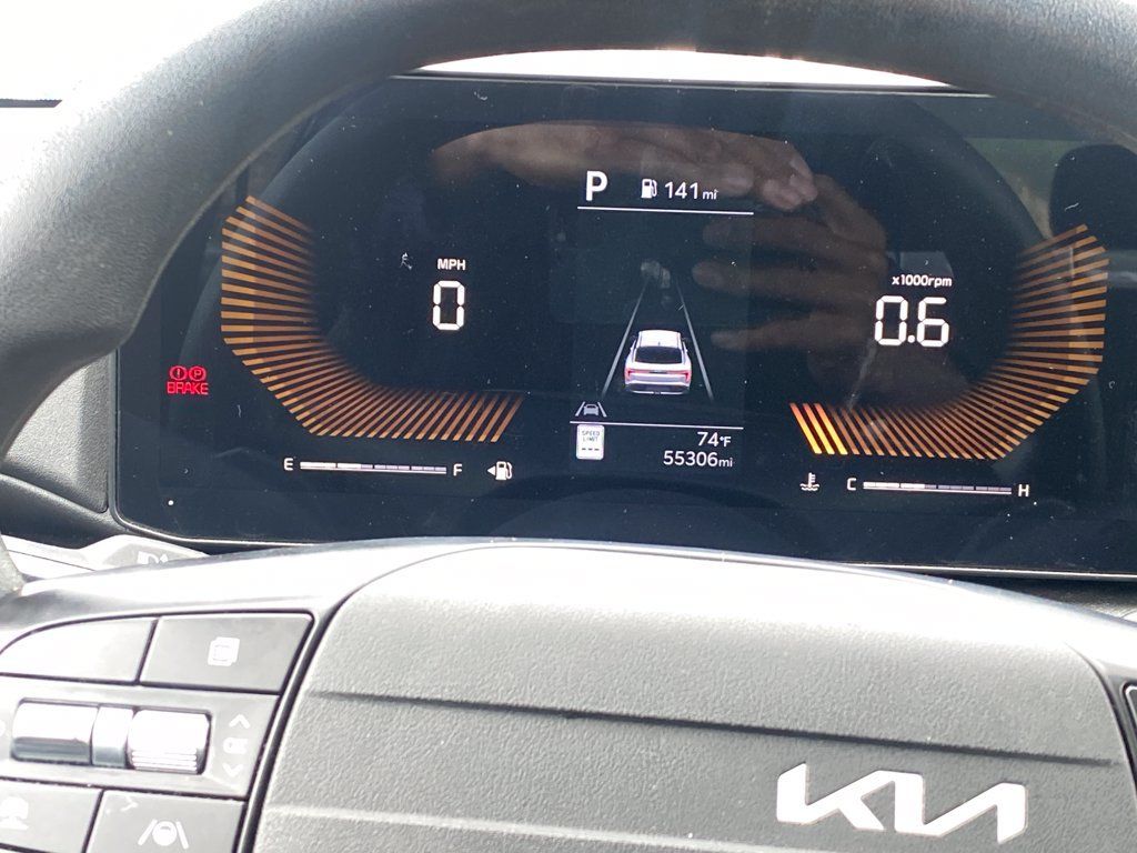 Used 2025 Kia K4 FWD image 16
