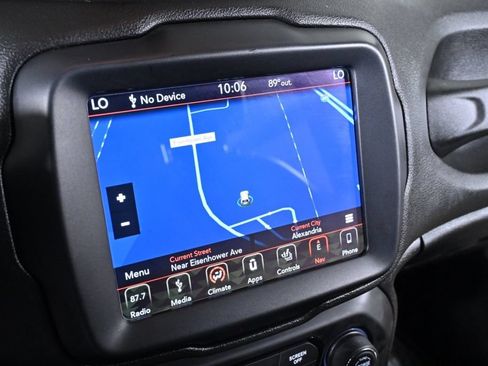 Used 2019 Jeep Renegade Trailhawk AWD/4WD image 15