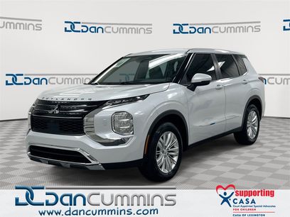 Used 2023 Mitsubishi Outlander ES
