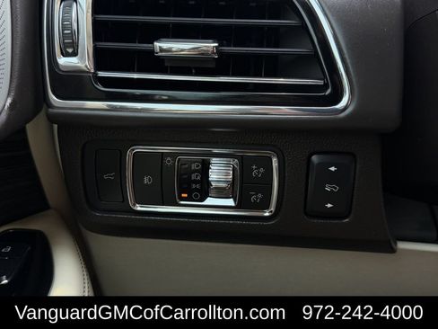 Used 2022 Lincoln Navigator Black Label AWD/4WD image 27