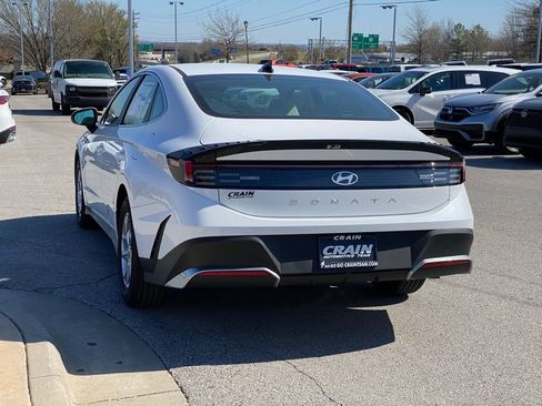New 2026 Hyundai Sonata SE FWD image 5