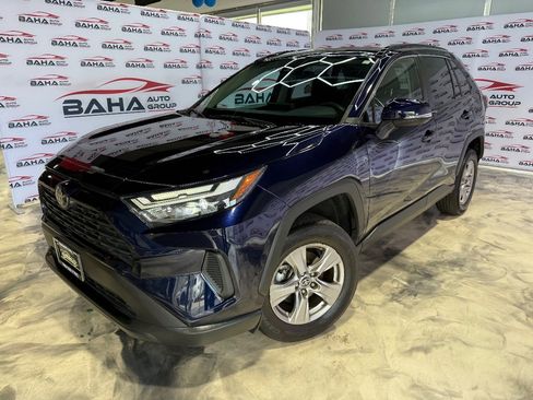 Used 2022 Toyota RAV4 XLE image 2