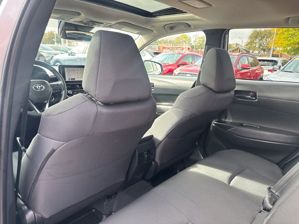 Used 2023 Toyota Corolla Cross LE w/ Moonroof Package AWD/4WD image 38
