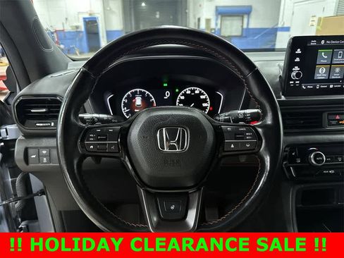 Used 2024 Honda Pilot TrailSport image 19