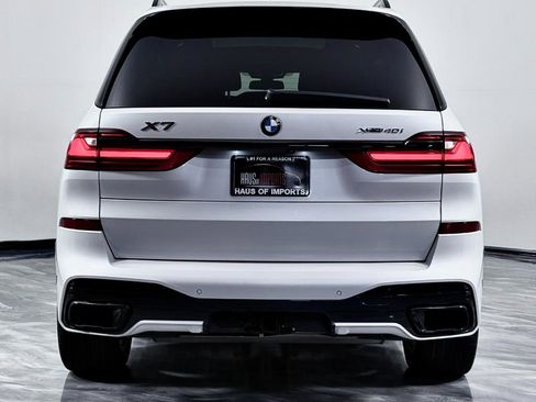 Used 2020 BMW X7 xDrive40i w/ M Sport Package AWD/4WD image 8