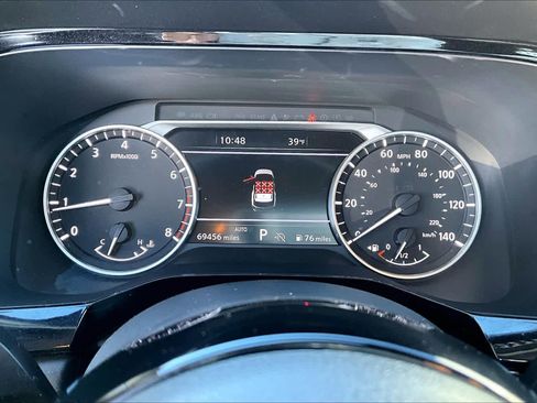 Used 2022 Nissan Pathfinder SL w/ Lighting Package (N92) image 21