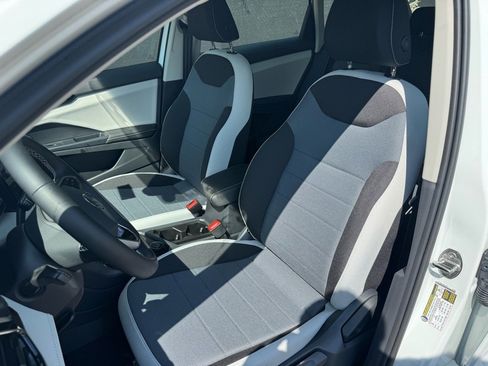 New 2025 Volkswagen Taos S image 20