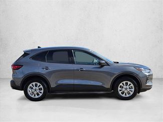 Used 2025 Ford Escape Active AWD/4WD video 4
